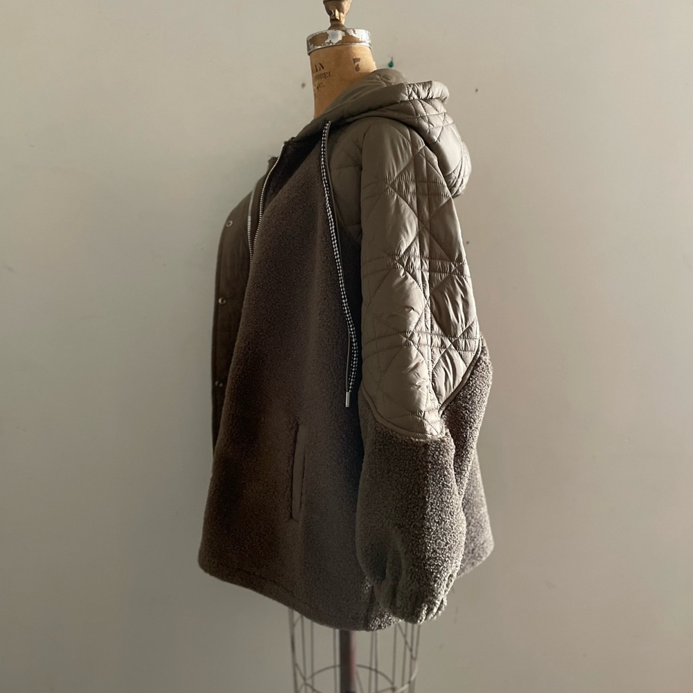 Silk Maison] Oversized Sherpa Quilted Fleece Jacket Coat - Picture 11 of 13